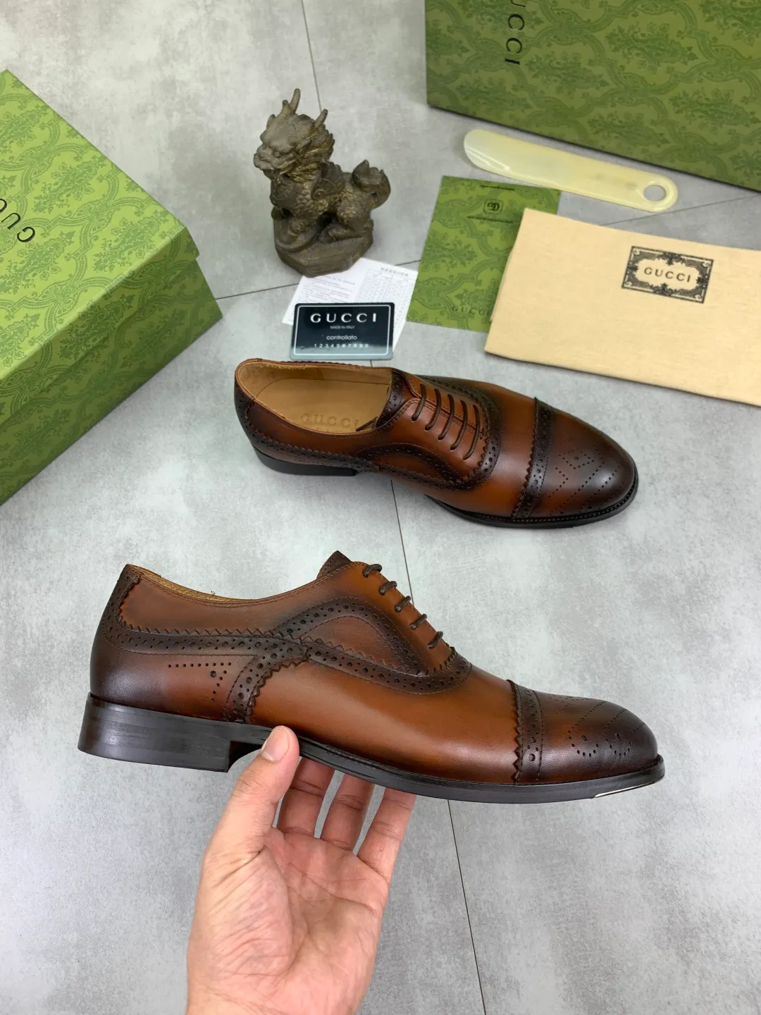Men's men's shoes 💰P640 [New style] Water dyed cowhide 💰💎💎💎 [Gucci] GUCCI high-end men's formal business leather shoes, original order 1:1! Original imported high-end open-edge beaded calfskin, original metal buckle, imported first-layer cowhide lining for feet. Original high-end outsole, men's shoe size: 39-44 (45 customized) black and brown colors available